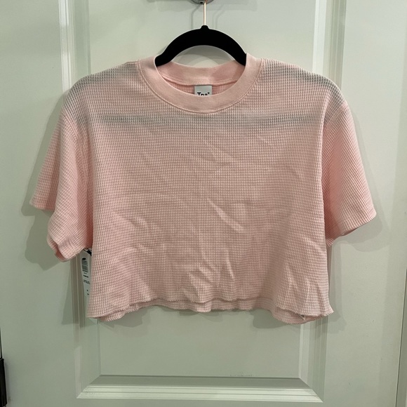 Aritzia TNA Hammond Cropped Tshirt - size small - pink - NWT - Picture 2 of 4